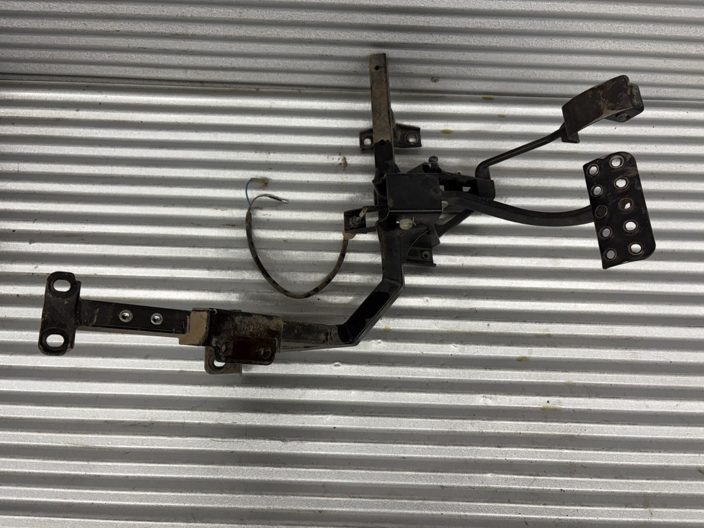 2010 Kawasaki Teryx 750 4x4 Brake & Gas Pedal Levers OEM 43001-0103