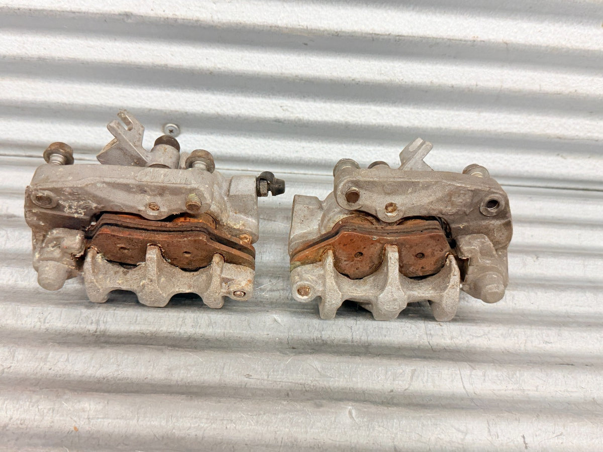 04-14 Honda TRX450R TRX450ER OEM Front Brake Calipers Left & Right 45150-HP1-006