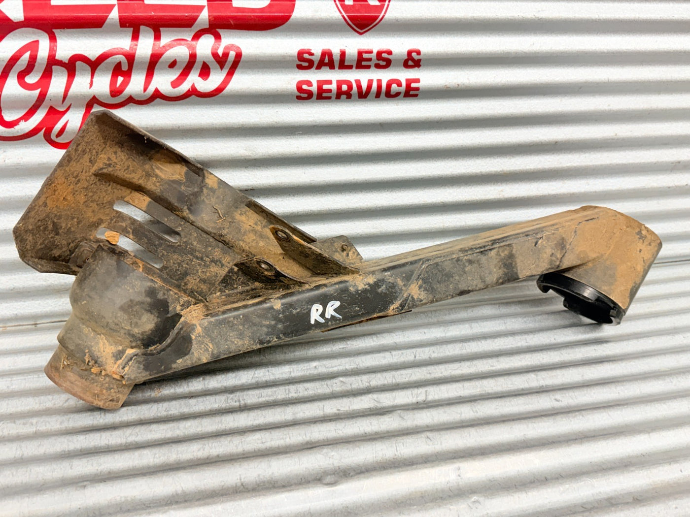 06-08 Can-Am Outlander 400 500 650 800 RH Rear Swing Arm 706000498 OEM