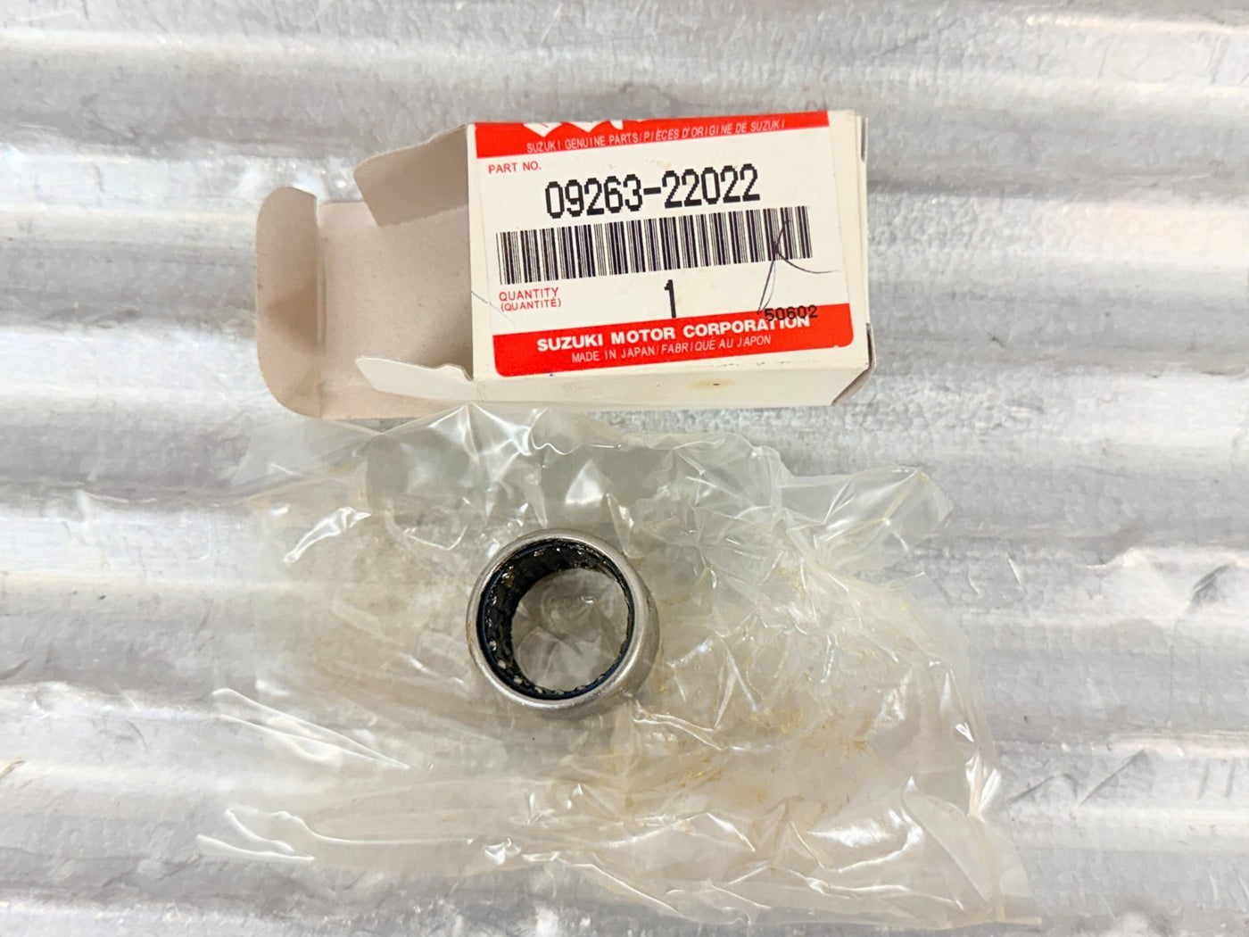New OEM Suzuki LT230S LT250S DR650 VS800 Swingarm Pivot Bearing 09263-22022