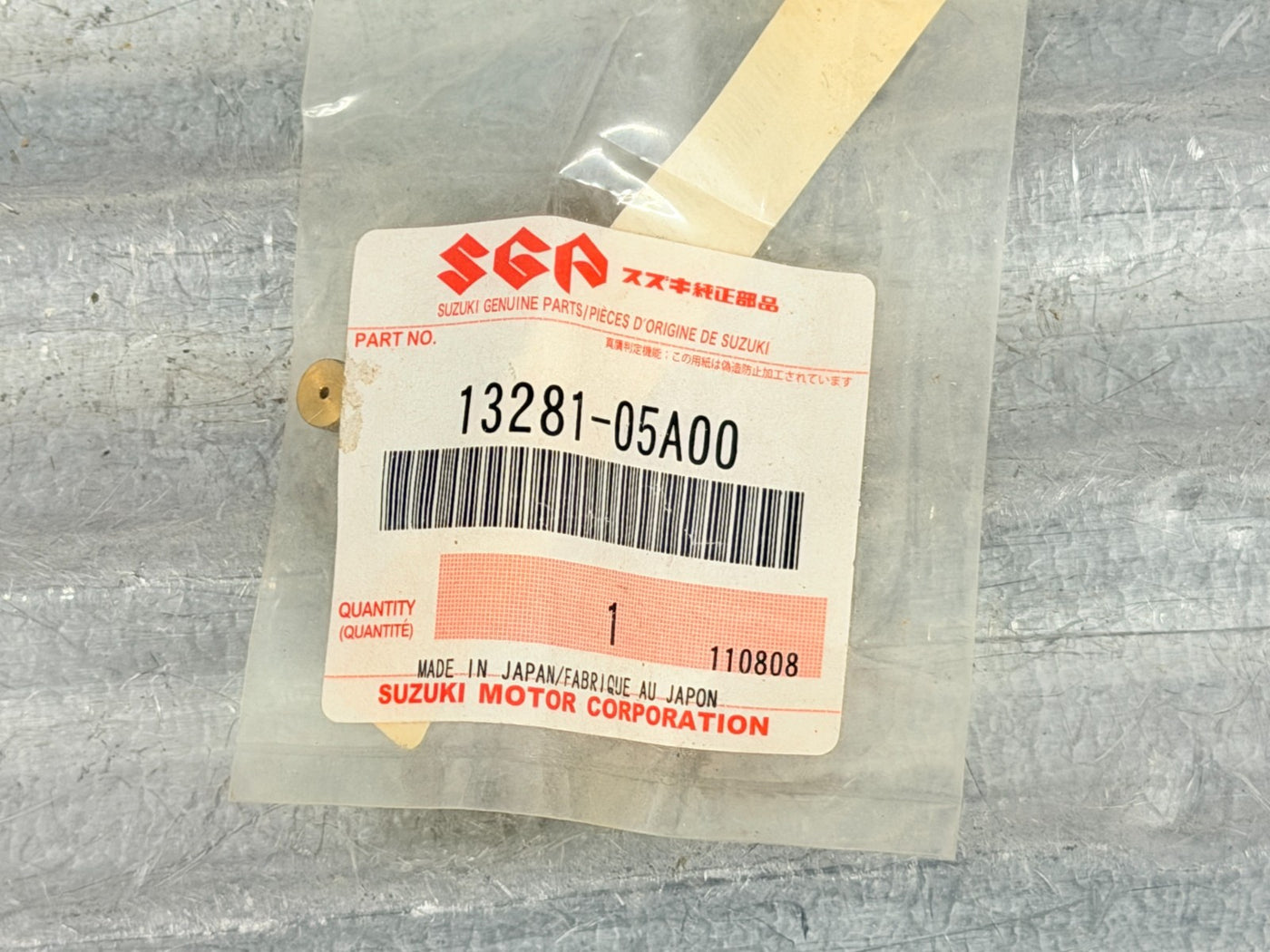 New OEM Suzuki DR650 DR-Z400 GS500 LT-Z400 Carburetor Plug 13281-05A00