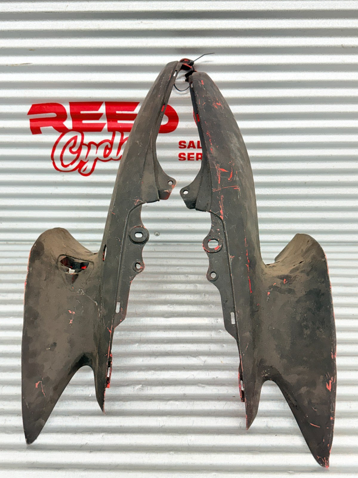 05 Honda TRX400EX OEM Race Cut Front Fender Plastics Pair Red Black
