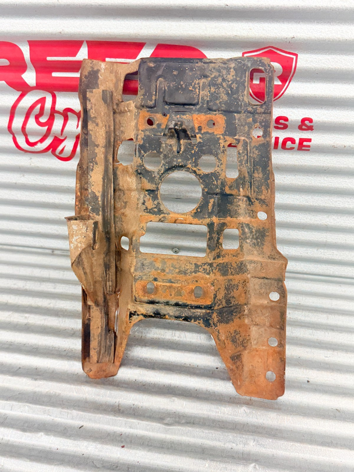 87-09 Honda TRX250X TRX300EX TRX300X OEM Swingarm Skid Plate 50355-HC0-670