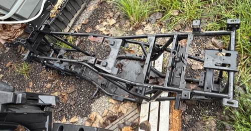 2005 Arctic Cat 500 4x4 FIS OEM Main Frame Chassis 1506-822 VIN