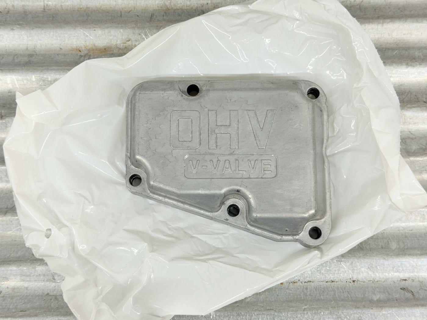 New OEM Kawasaki FR FS FX 651V 691V 730V Valve Cover #1 11022-0046