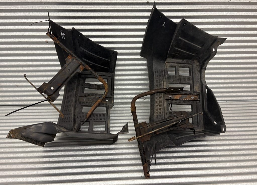 2007 Arctic Cat 400 4x4 ATV Footwell Foot Guard Set OEM 2406-429 / 2406-428