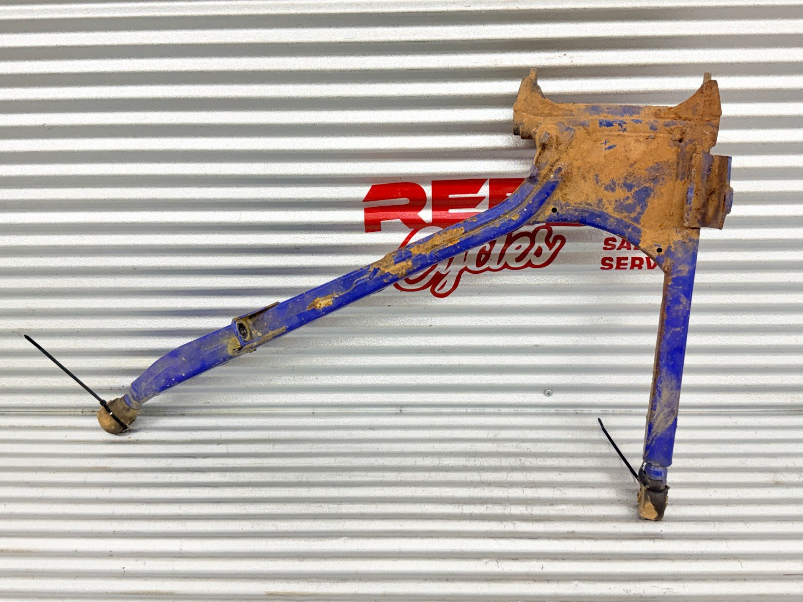 2017 Yamaha YXZ1000R SS Right Rear Lower A Arm OEM 2HC-F2107-01-00