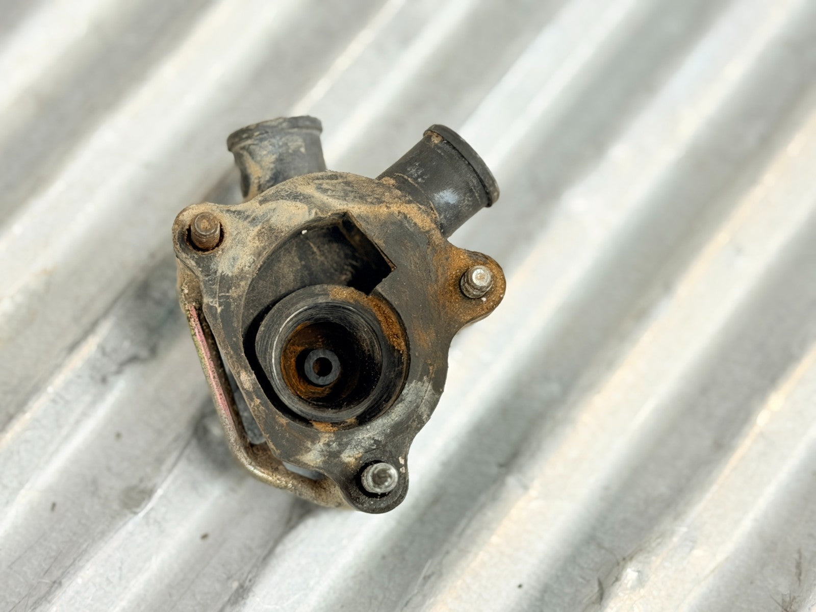 1984 Husqvarna CR WR XC OEM Water Pump Cover Housing Impeller Assembly