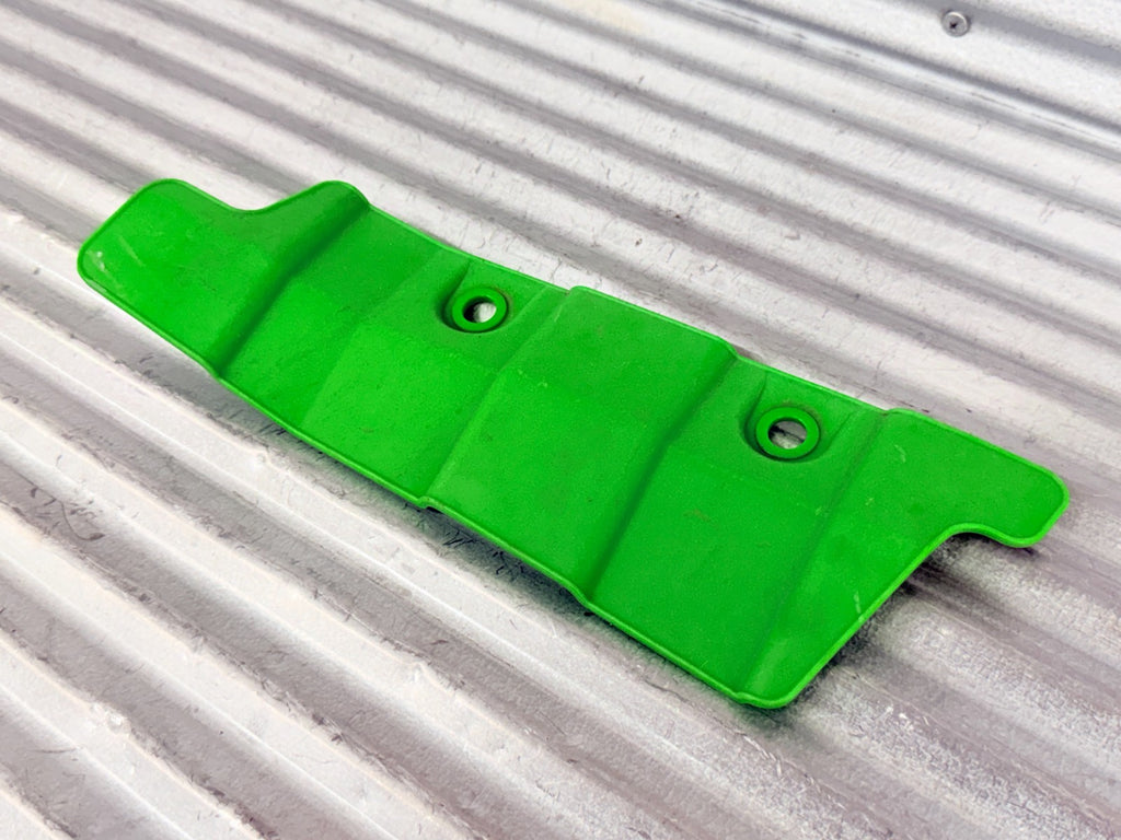 2005 Arctic Cat 500 4x4 ATV Right Front A Arm Control Arm Cover OEM 1441-002