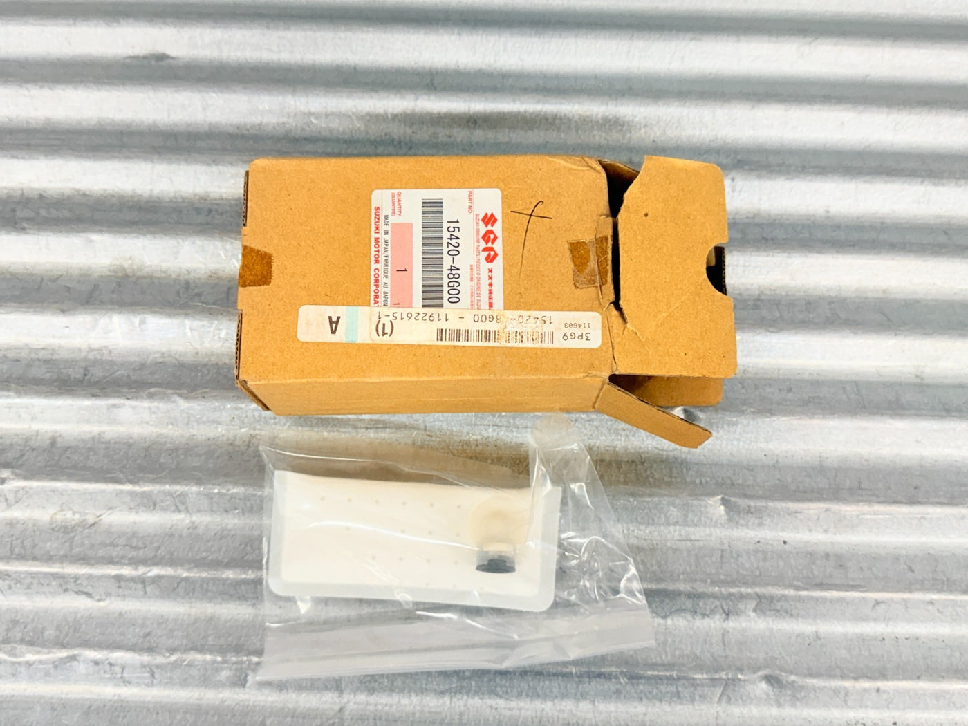 New OEM Suzuki Boulevard M109R VZR1800 Fuel Pump Strainer 15420-48G00
