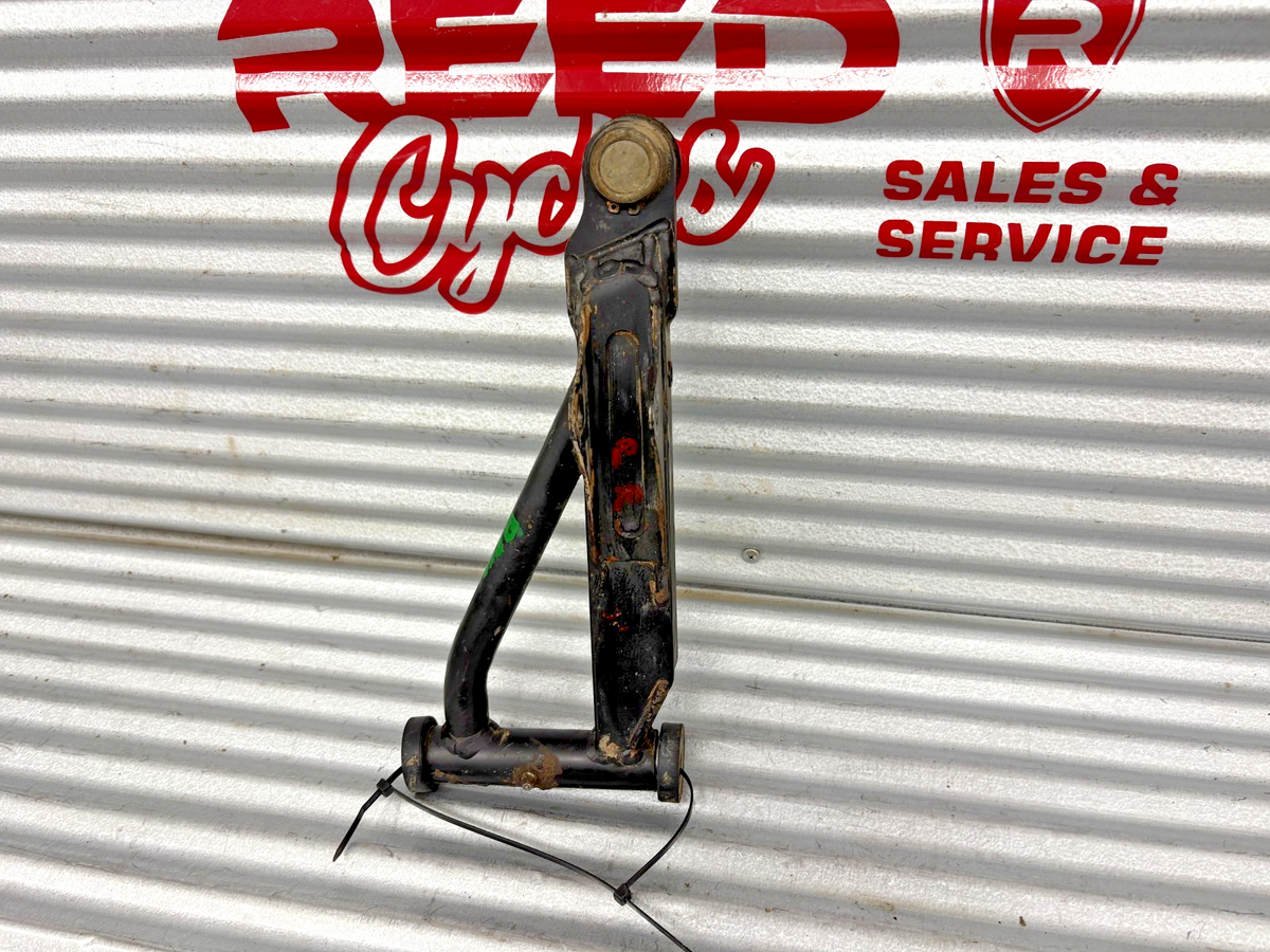 2013 Suzuki KingQuad 750 AXi Front Right Upper A-Arm OEM 52430-31G20