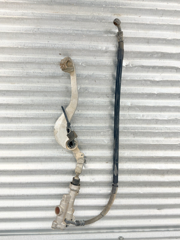 04-07 Honda CRF250R OEM Rear Brake Pedal Master Cylinder Hose 43500-KZ4-J42