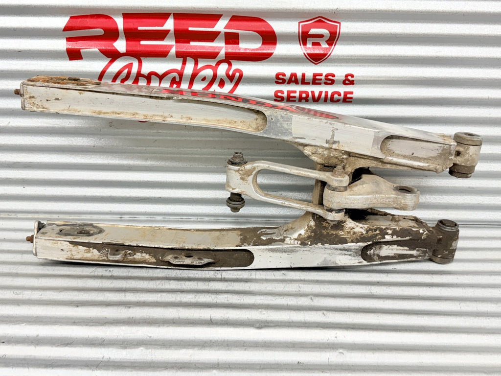 1985 Honda CR125R CR250R OEM Rear Swingarm Swing Arm Linkage 52000-KA3-831