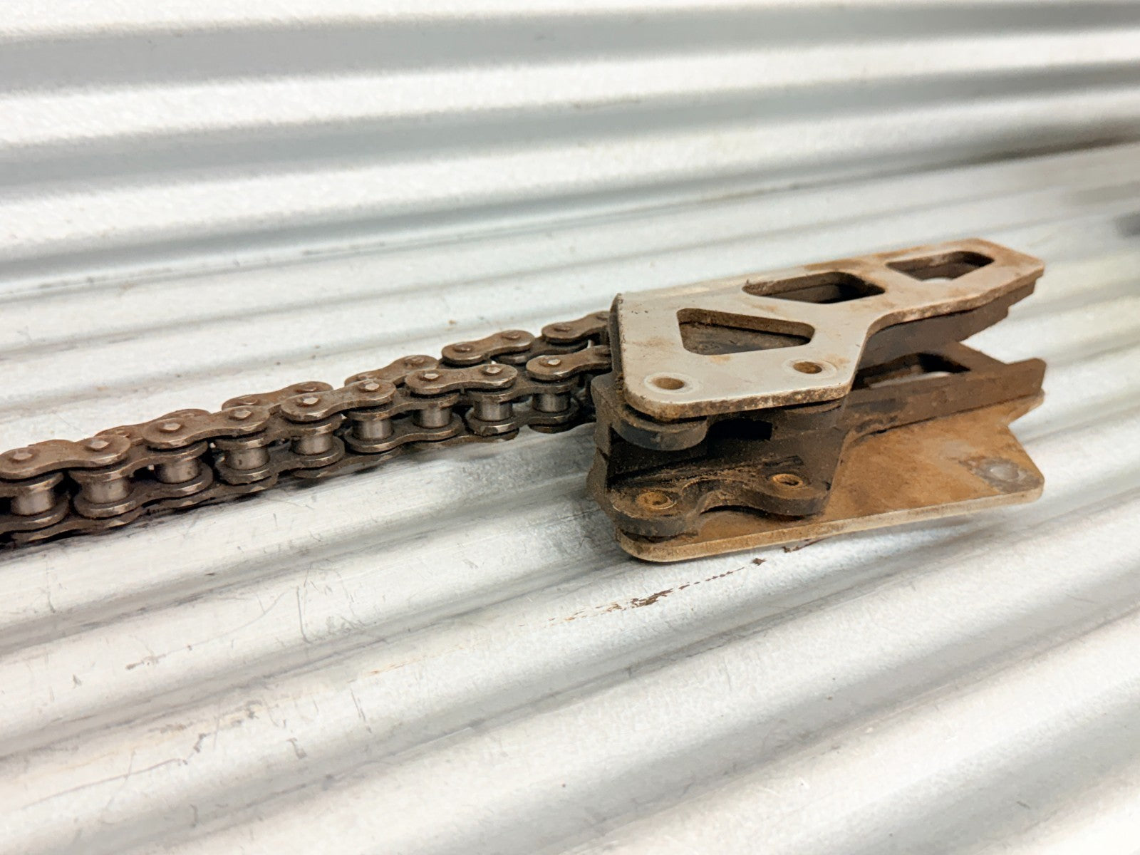 2004 Yamaha YZ250F Chain & Sprocket Guard OEM 5UN-22199-00-00 / 5YF-92111-00