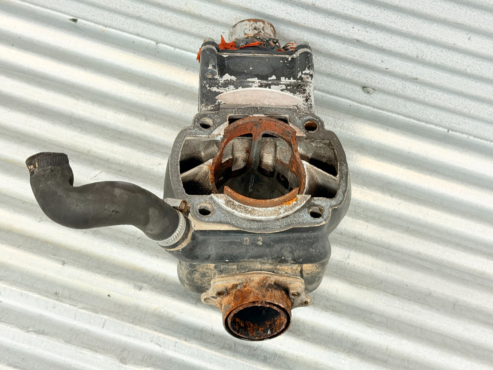 1984 Husqvarna WR125 CR125 XC125 Cylinder Jug 1614525-01 OEM 1614513