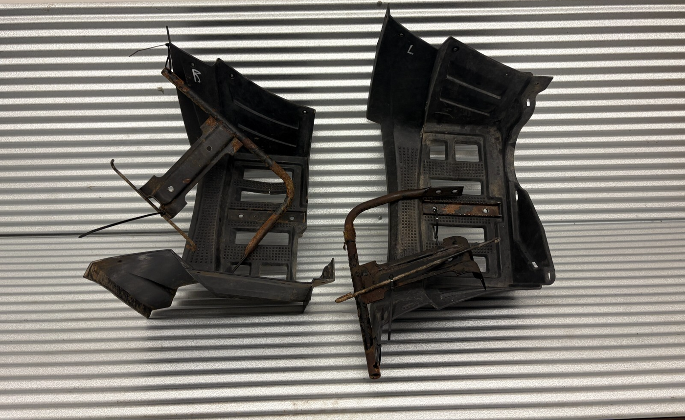 2007 Arctic Cat 400 4x4 ATV Footwell Foot Guard Set OEM 2406-429 / 2406-428