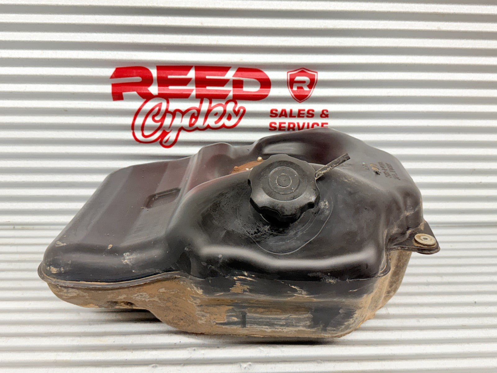 2017 Yamaha YXZ1000R EPS SS Gas Tank & Fuel Pump OEM 2HC-F4110-00-00