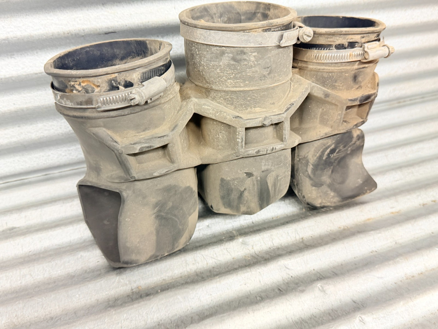 16-26 Polaris Sportsman 850 XP1000 High Lifter Mud OEM Intake Boot 5415531