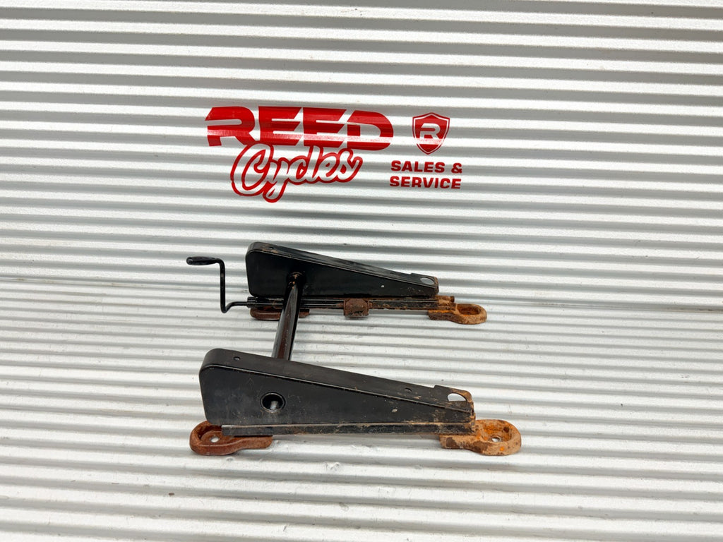 2017 Yamaha YXZ1000R SS Driver Seat Adjuster OEM 2HC-F7270-00-00