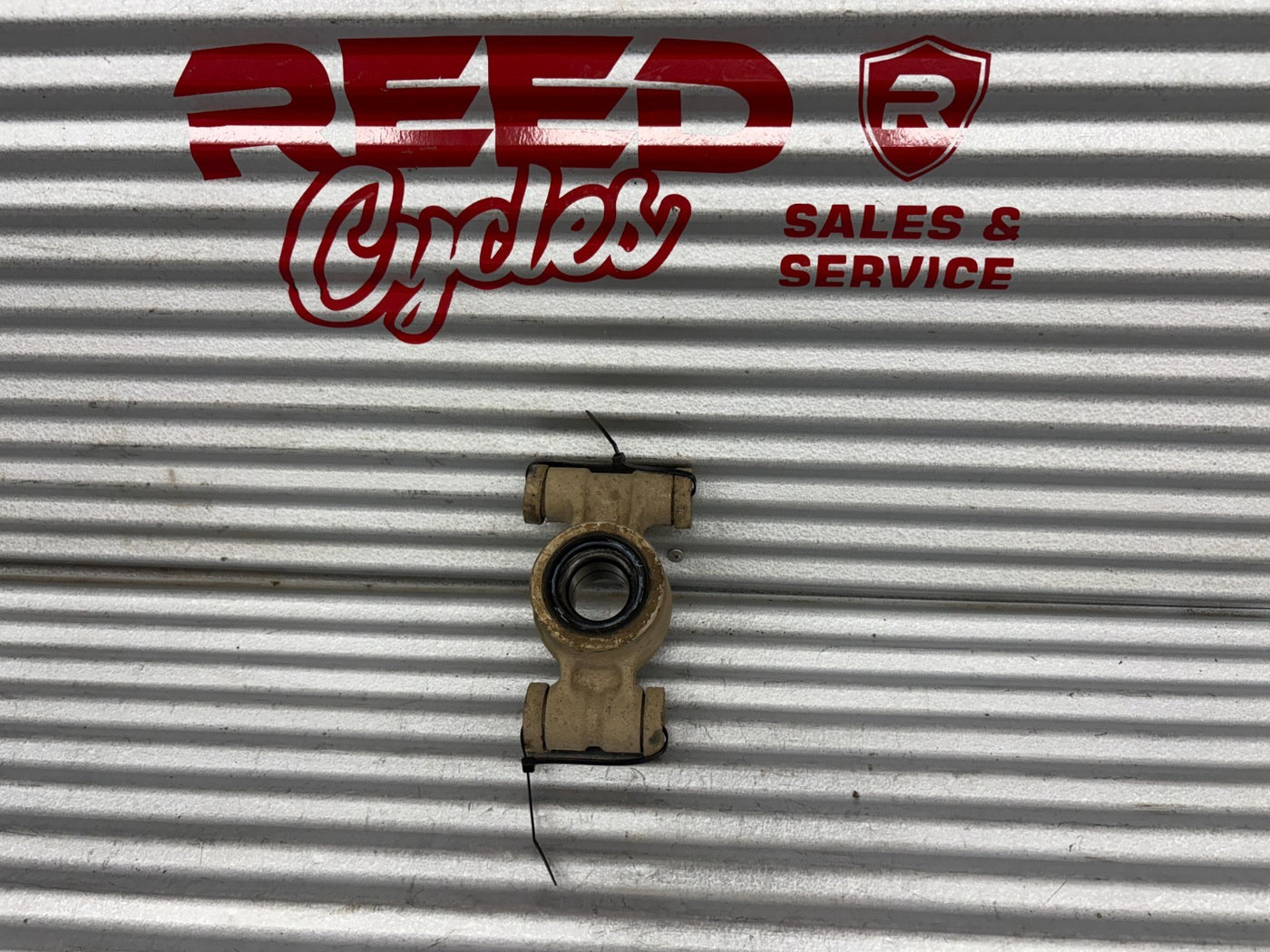 2013 Suzuki KingQuad 750 AXi Left Rear Suspension Knuckle OEM 61600-31G30