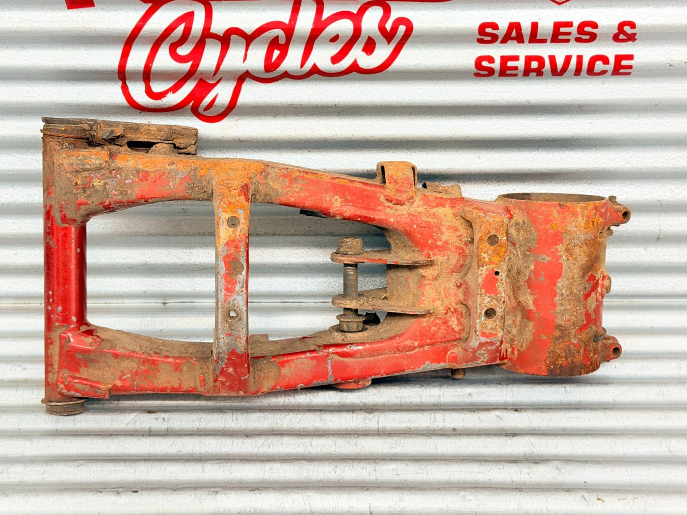 87-04 Honda TRX250X TRX300EX OEM Rear Swingarm Swing Arm 52100-HC0-680