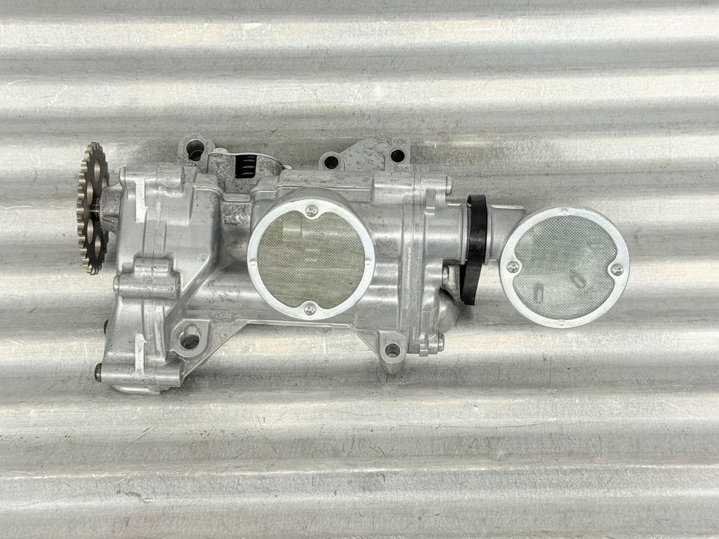 2017 Yamaha YXZ1000R EPS SS Oil Pump Assembly OEM 8GL-13300-00-00