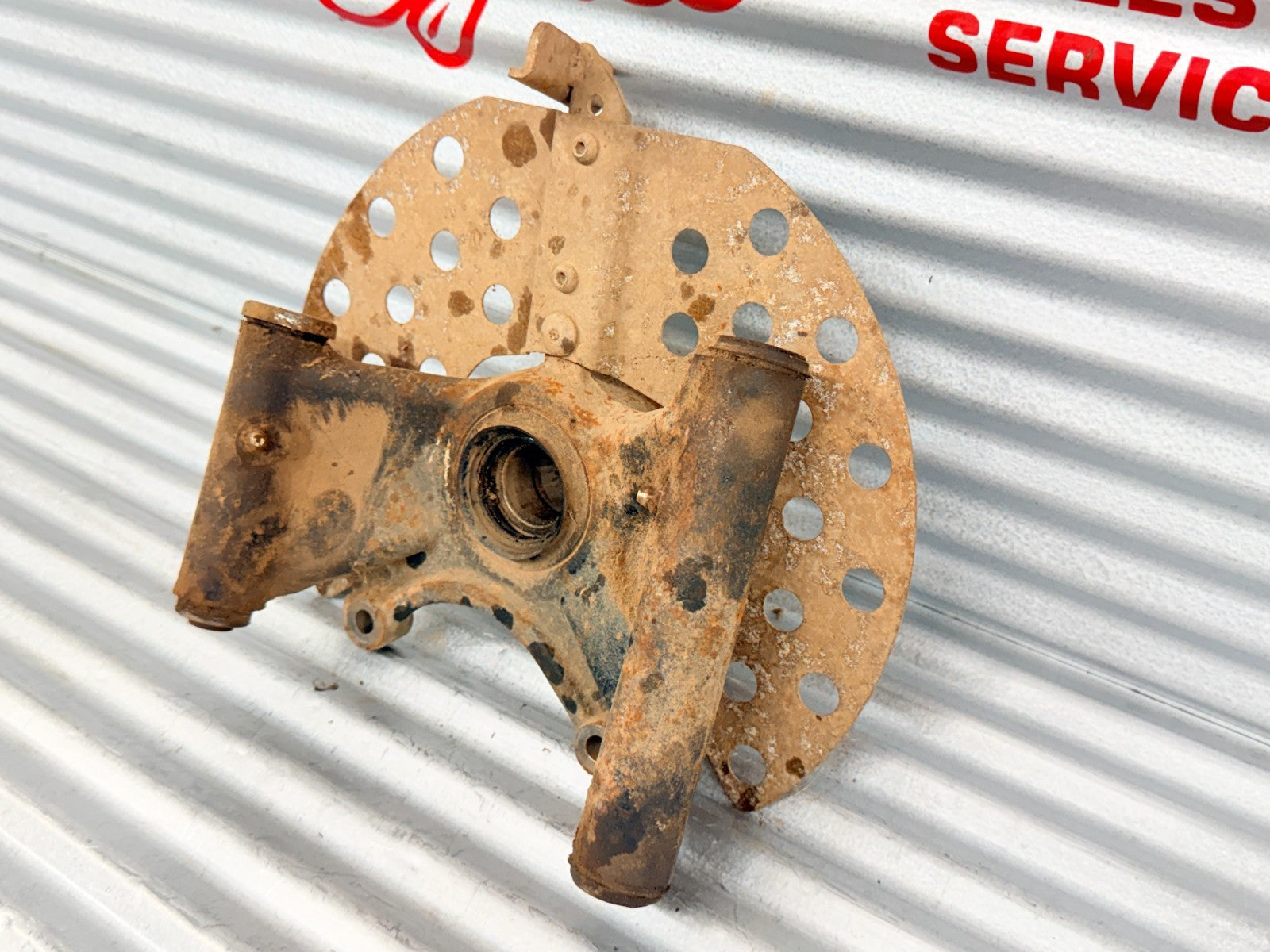 2017 Yamaha YXZ1000R EPS SS Left Rear Knuckle OEM 2HC-F530F-02-00
