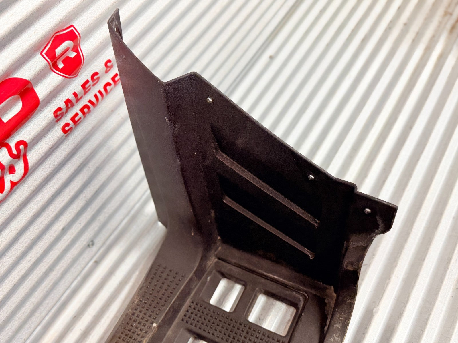 2005 Arctic Cat 500 Automatic 4x4 Left Footwell Footrest Footpeg OEM 2406-429
