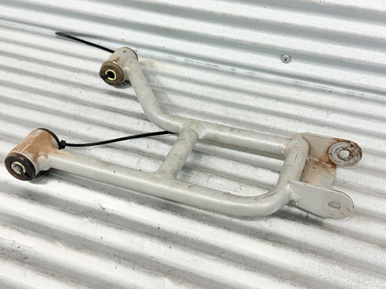 2005 Arctic Cat 500 4x4 ATV Left Rear Upper A Arm Control Arm OEM 0504-583