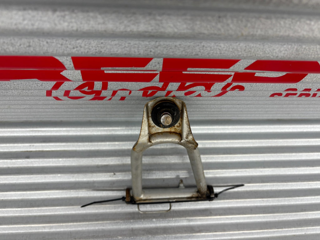 2000 Yamaha Blaster YFS200 Front Left Upper A-Arm OEM 2XJ-23540-01-35