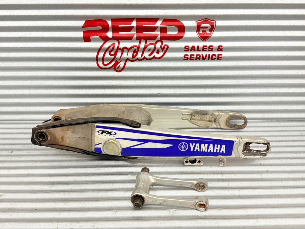 2004 Yamaha YZ250F Rear Swing Arm OEM 5UN-22110-00-00 5XE-2217F-00-00