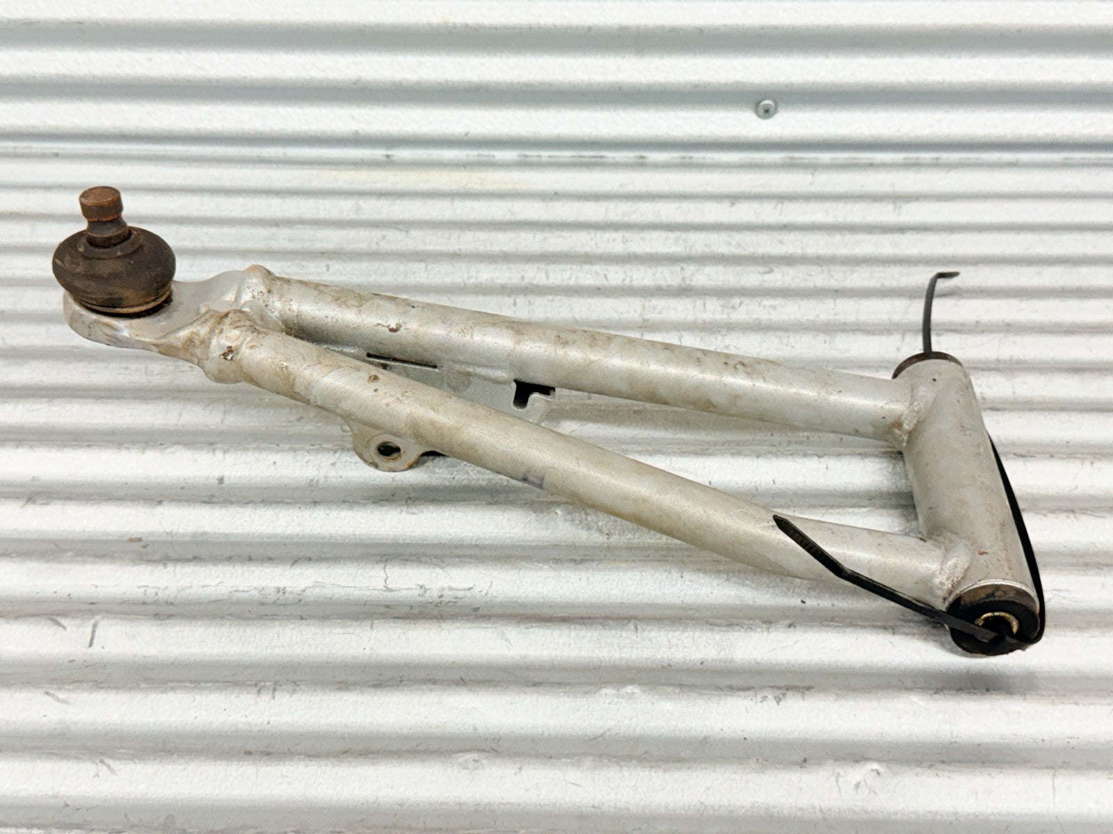2005 Arctic Cat 500 4x4 ATV Left Front Upper A Arm Control Arm OEM 0503-417