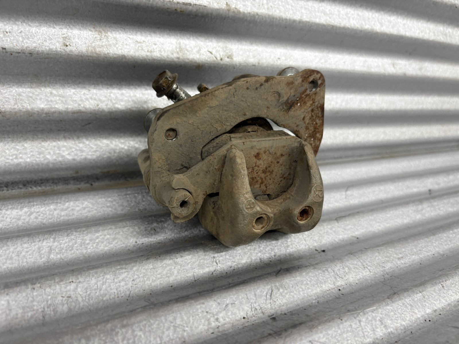 2013 Suzuki KingQaud 750 AXi Right Front Brake Caliper OEM 59100-31G00-999