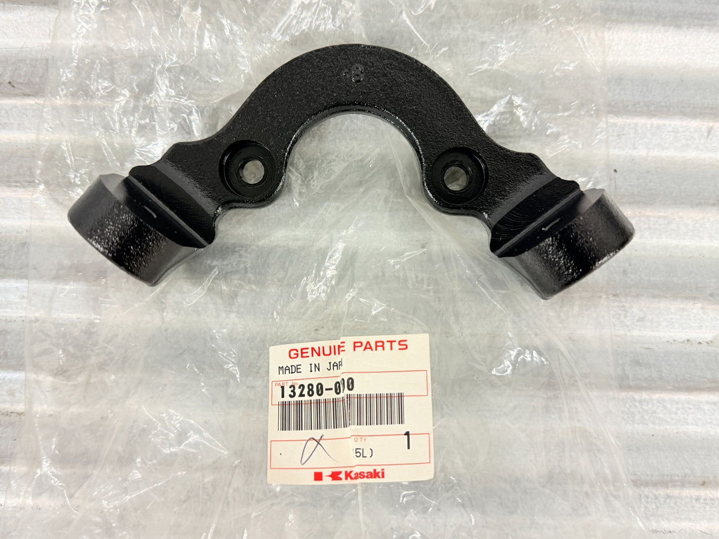 New OEM 2005 Kawasaki Brute Force 750 Steering Shaft Holder 13280-0200