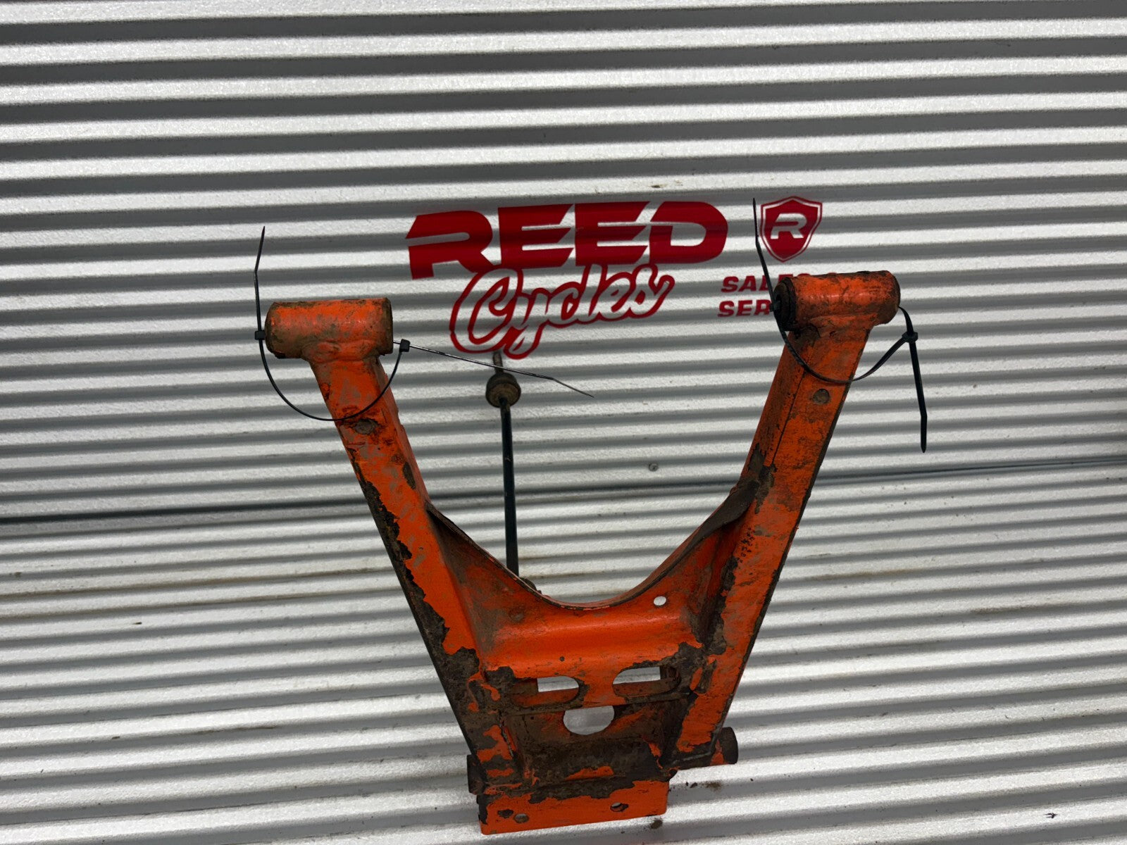 2018 Polaris Ranger 1000 XP EPS Right Rear Lower Control  arm 1022803-458