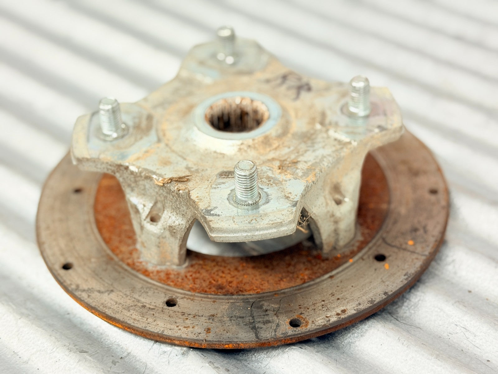 2005 Arctic Cat 500 ATV Rear Right Wheel Hub Rotor OEM 1436-164 / 1502-462