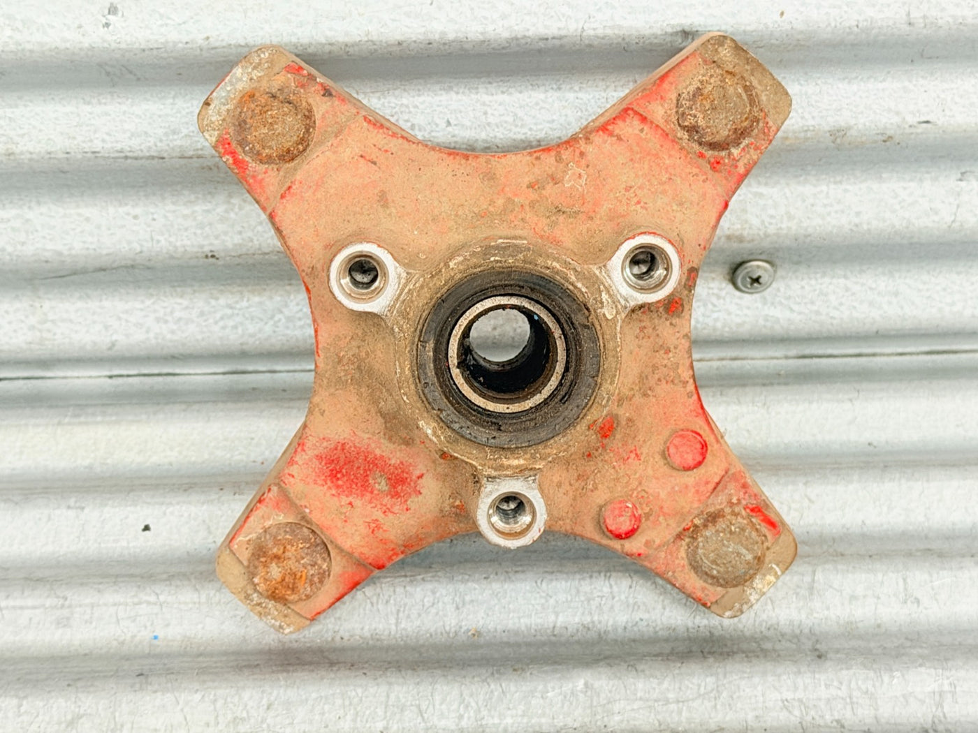 1999-2004 Honda TRX400EX Sportrax 400EX OEM Front Wheel Hub 44615-HN6-000