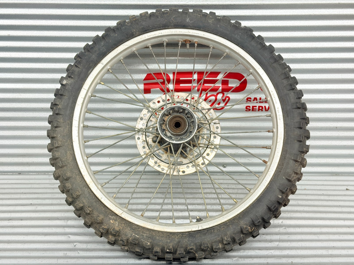 1985 HONDA CR125R CR250R CR500R OEM COMPLETE FRONT WHEEL 446A5-KA3-831