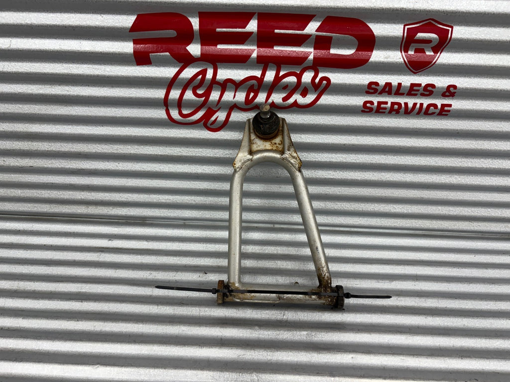 2000 Yamaha Blaster YFS200 Front Left Upper A-Arm OEM 2XJ-23540-01-35