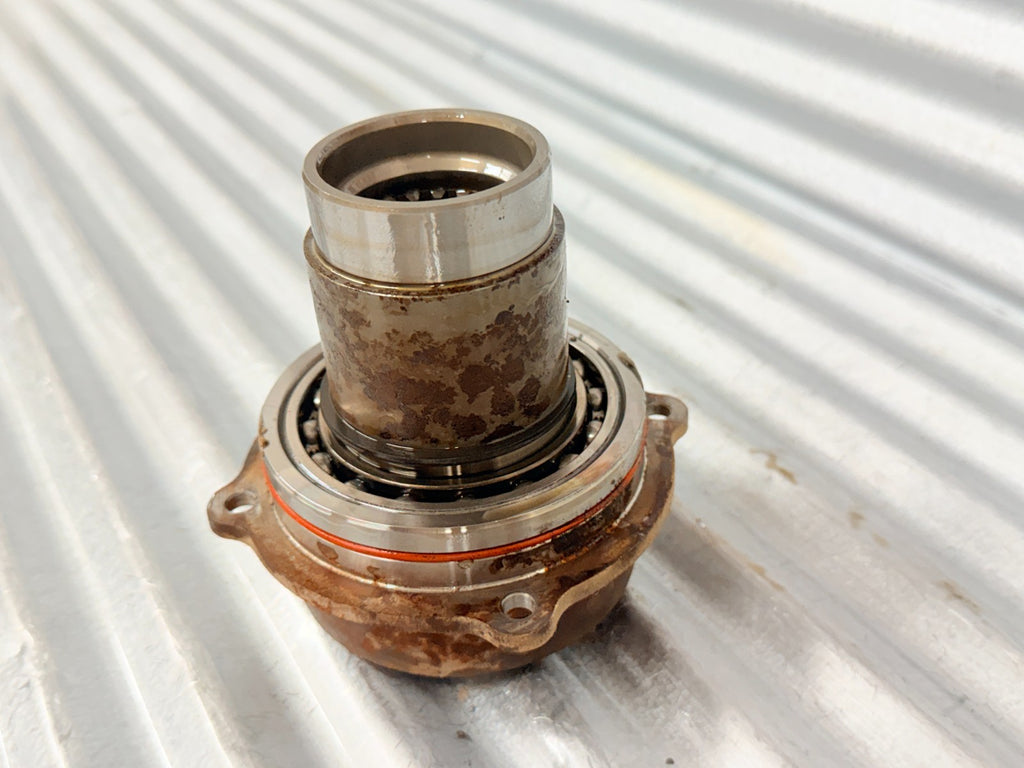 2017 Yamaha YXZ1000R Flywheel Output Adaptor Shaft OEM 2HC-11406-00-00