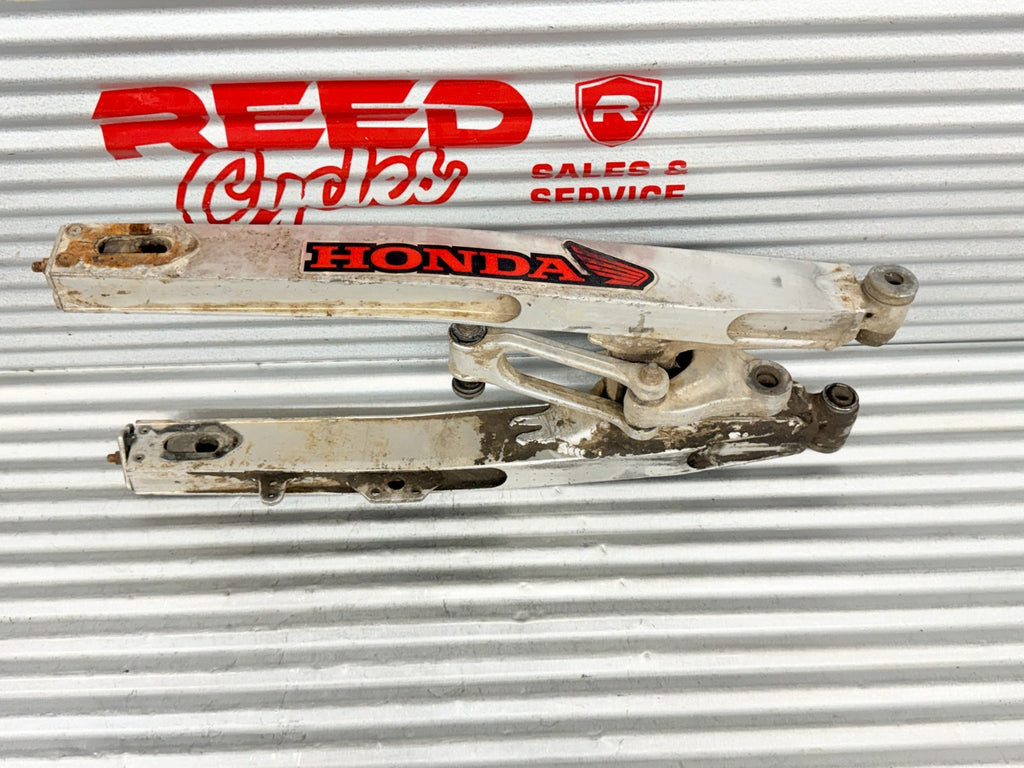 1985 Honda CR125R CR250R OEM Rear Swingarm Swing Arm Linkage 52000-KA3-831
