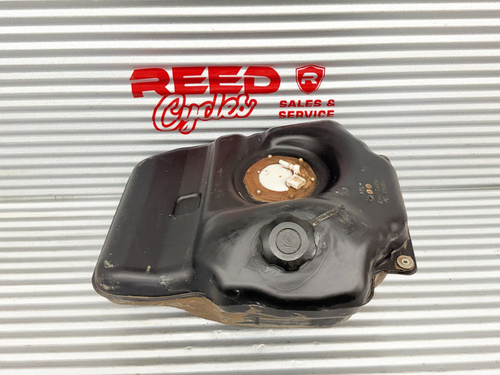2017 Yamaha YXZ1000R EPS SS Gas Tank & Fuel Pump OEM 2HC-F4110-00-00