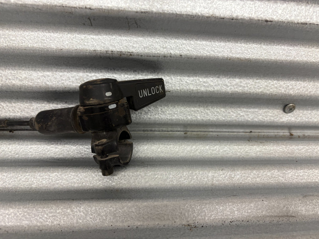 2007 Arctic Cat 400 4x4 Differental Lock Diff Lock OEM 0502-527 / 0487-050