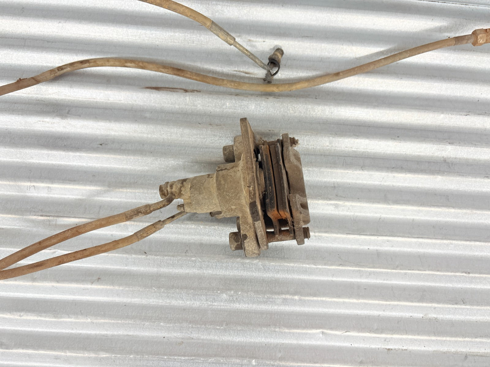 2002 Polaris Sportsman 700 Rear Right Brake Caliper OEM 1910455