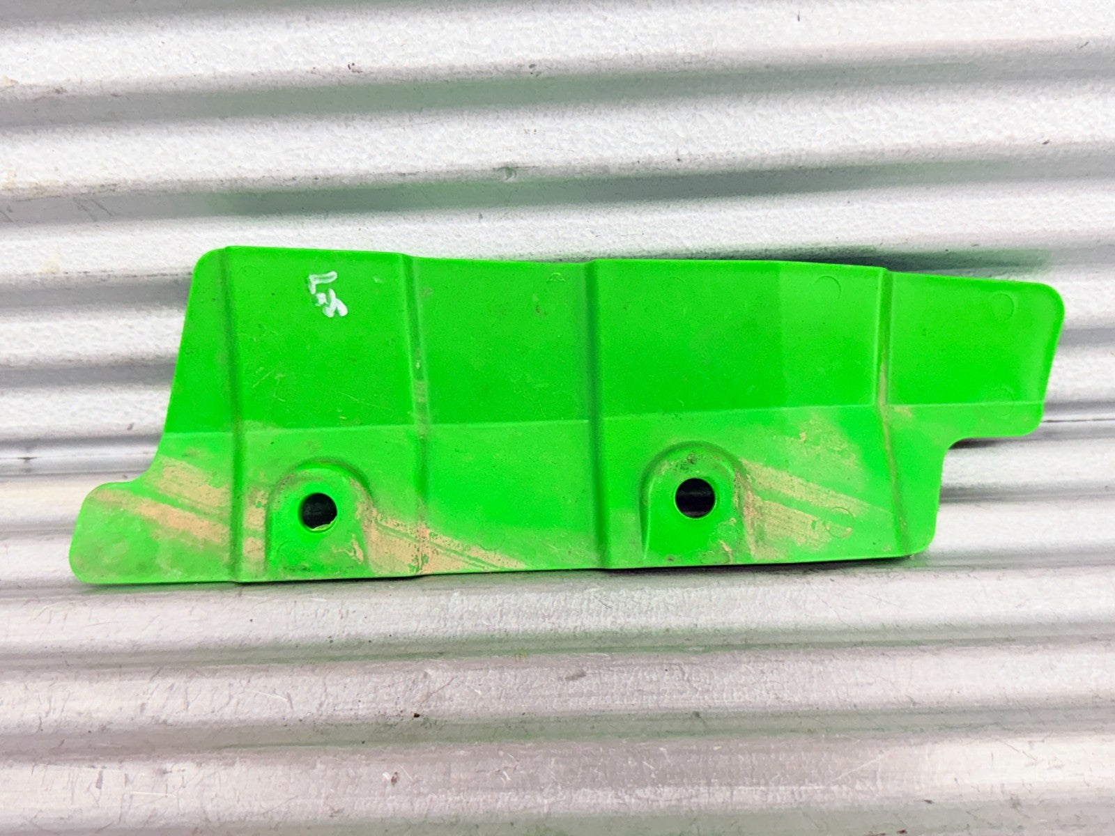 2005 Arctic Cat 500 4x4 ATV Left Front A Arm Control Arm Cover OEM 1441-003