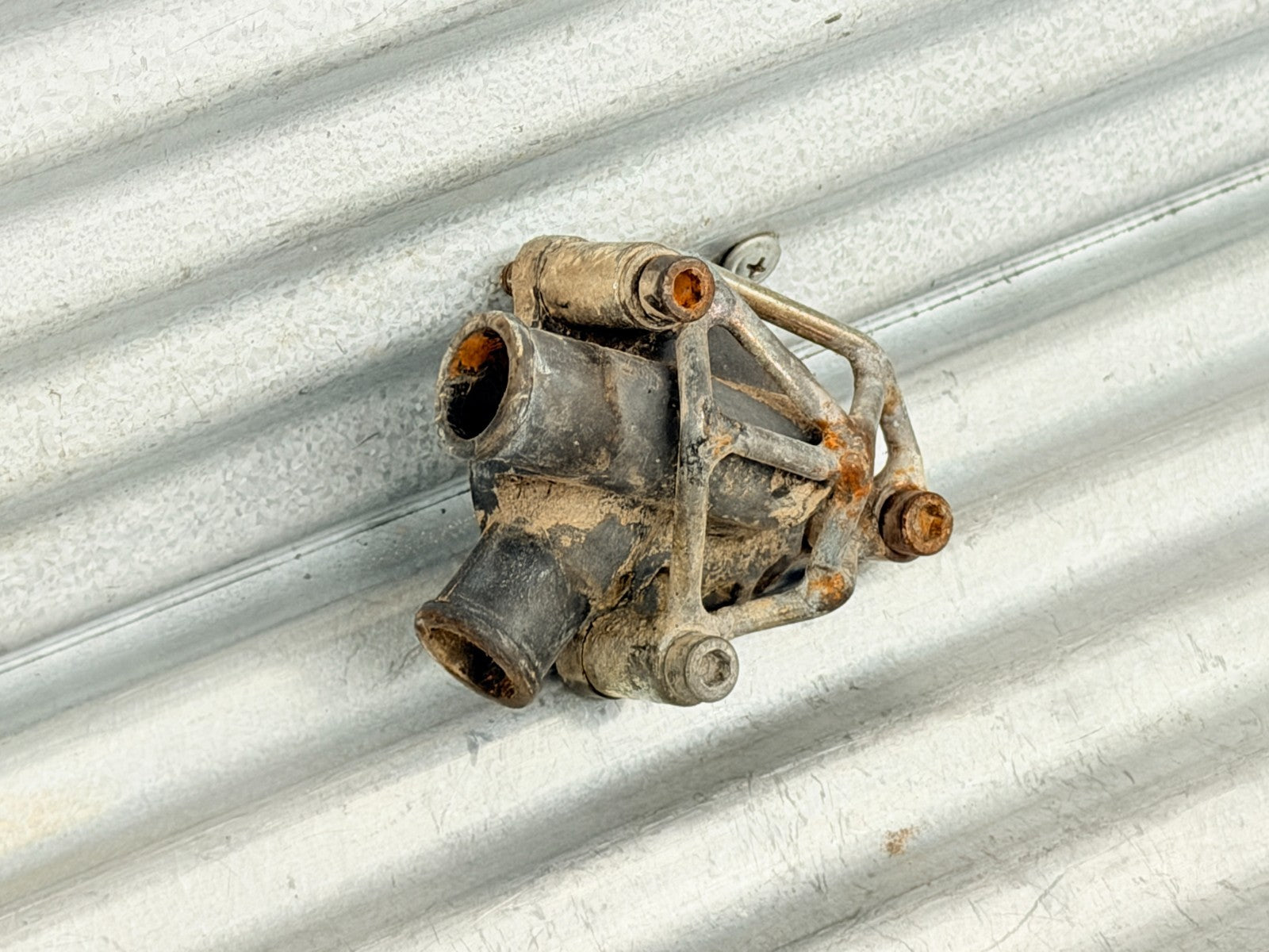 1984 Husqvarna CR WR XC OEM Water Pump Cover Housing Impeller Assembly