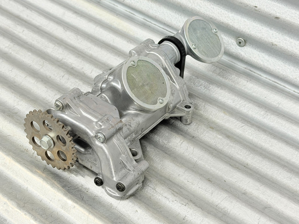 2017 Yamaha YXZ1000R EPS SS Oil Pump Assembly OEM 8GL-13300-00-00