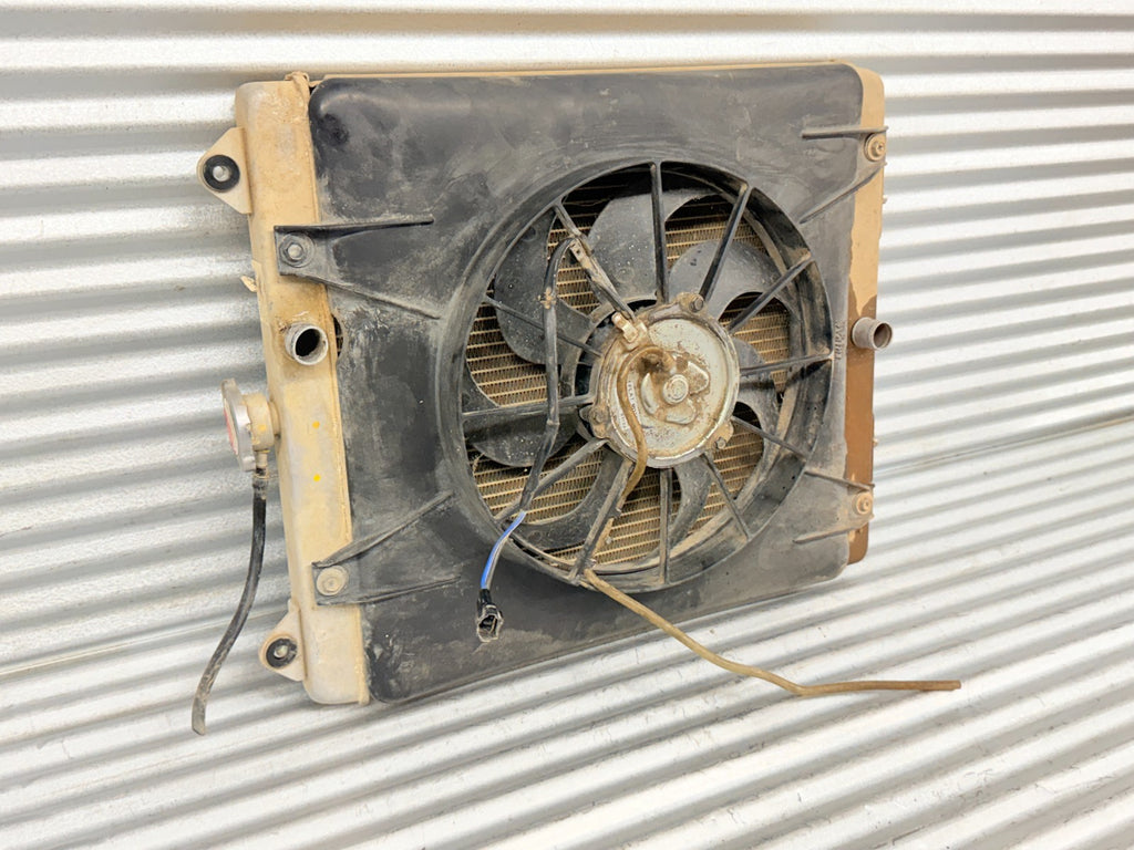 2017 Yamaha YXZ1000R SS Radiator & Cooling Fan Assembly OEM 2HC-E2461-00-00