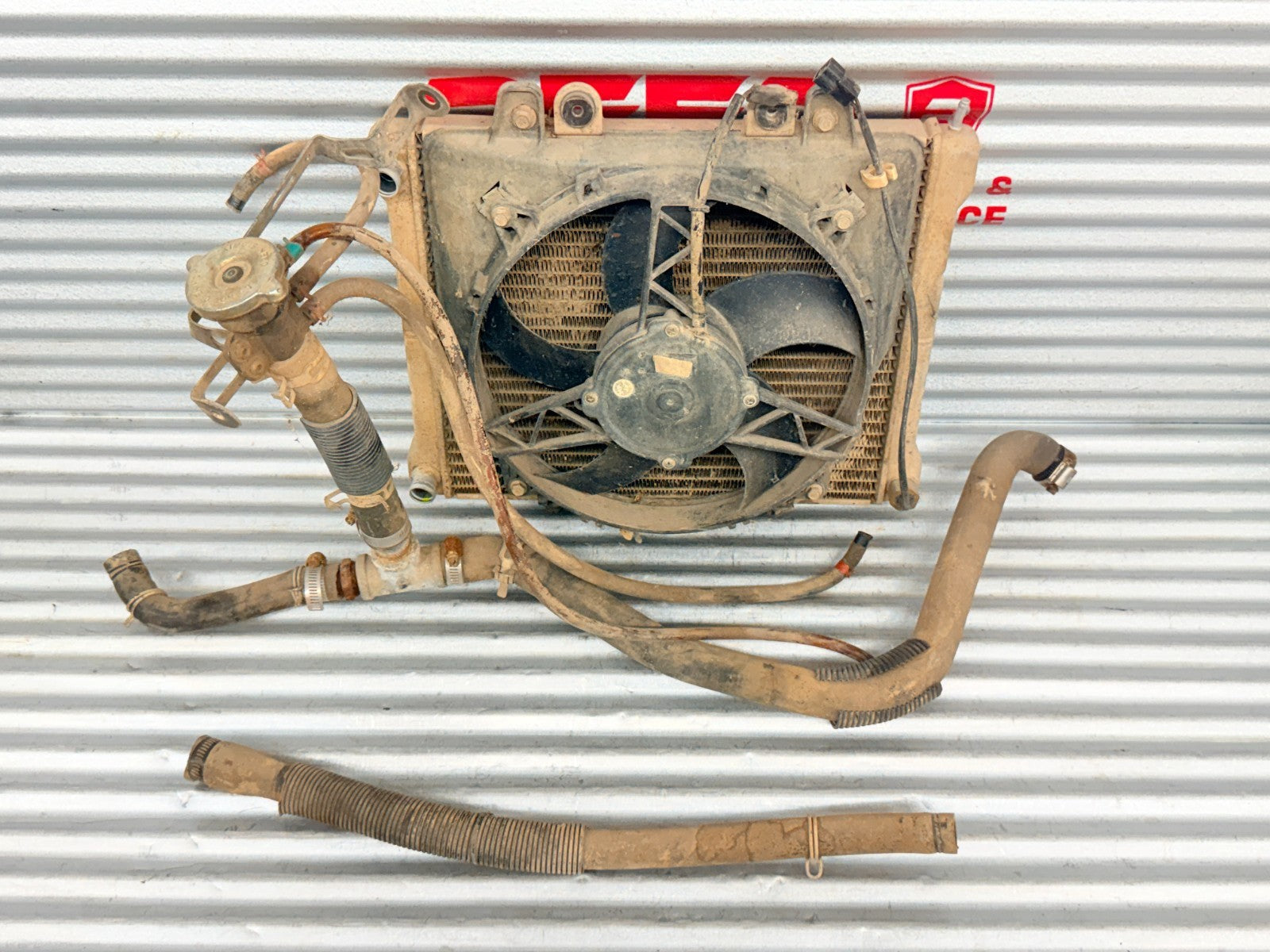 2002-2004 Polaris Sportsman 600 700 OEM Radiator Cooling Assembly 1240103