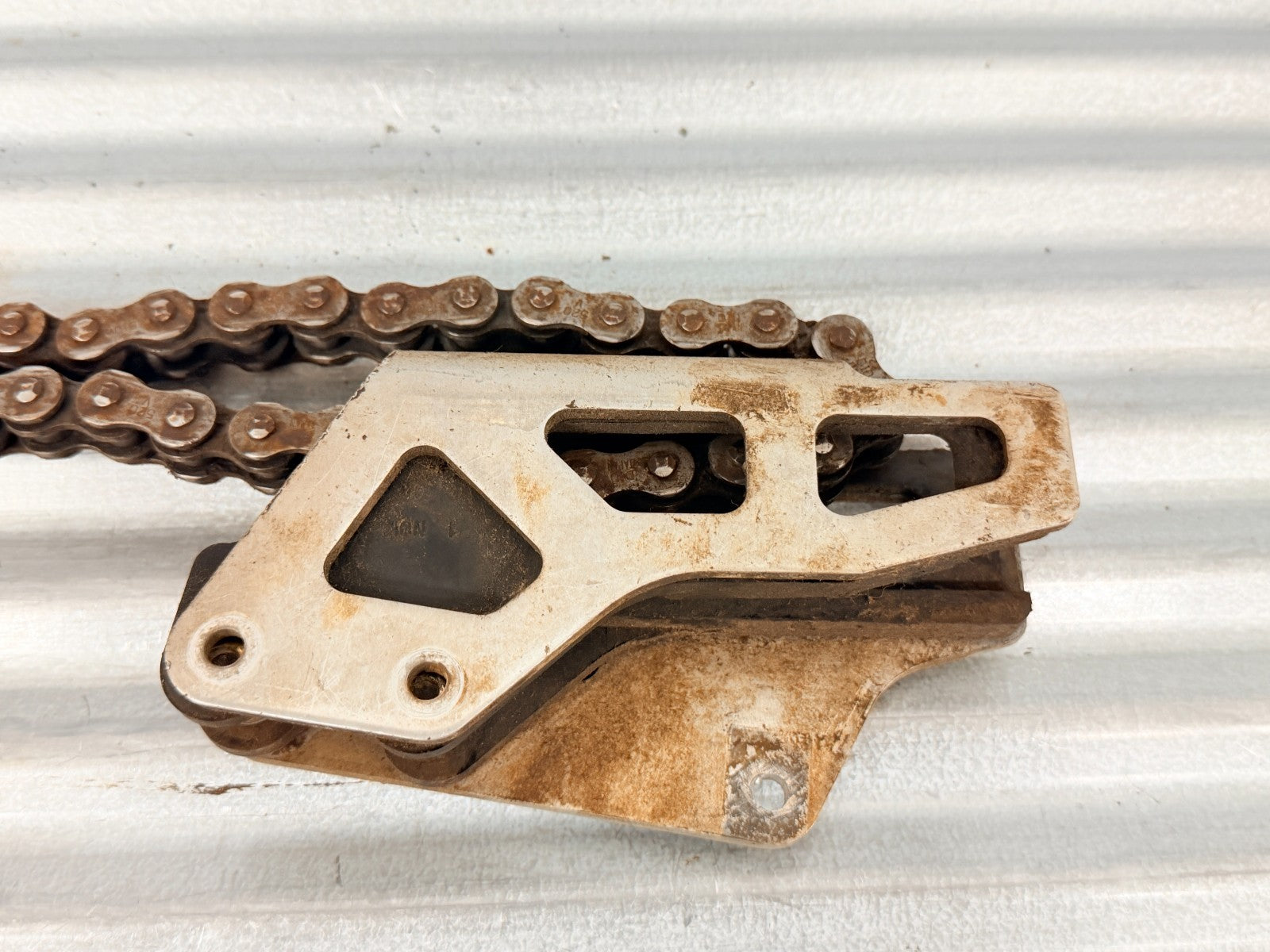 2004 Yamaha YZ250F Chain & Sprocket Guard OEM 5UN-22199-00-00 / 5YF-92111-00